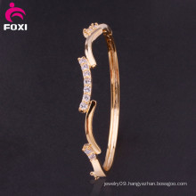 Wholesale Lucky Gold Gemstones Bracelet Synthetic Diamond Bangle